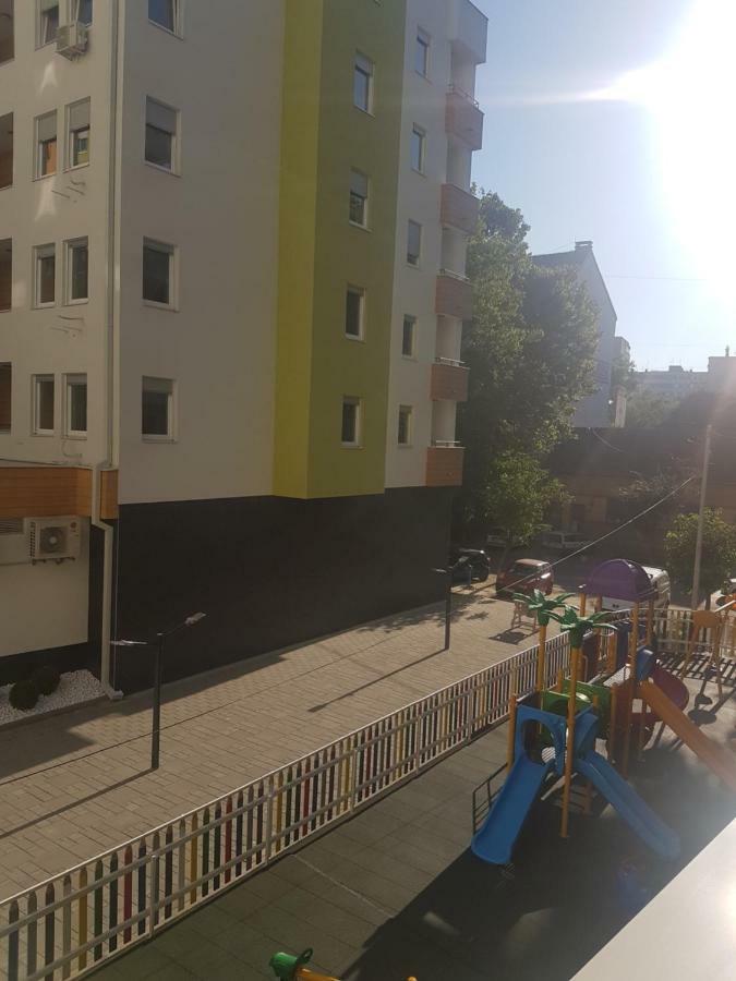 Apartamento Kraljev Park Novi Sad Exterior foto